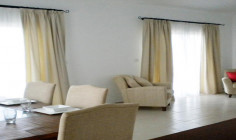 3 bedroom furnished villa for sale in Kamares