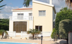 Lovely 3 bedroom villa for sale in Mesa Chorio
