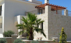 7 bedroom villa for sale in Kouklia
