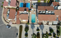 3 BED-2 BATHS/GUEST WC DETACHED VILLA!!