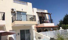 2 BED Townhouse!! 