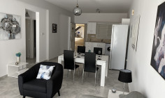 WONDERFUL 2 BEDROOM APARTMENT WONDERFUL 2 BEDROOM APARTMENT