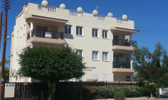 Three Bed Aps (Whole floor – 2 baths)
