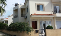 3 bedroom house with swimming pool for sale in Exo Vrisi