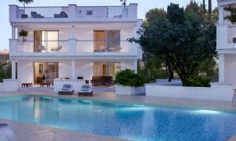 2 bedroom maisonette with swimming pool for sale in Agios Tychonas