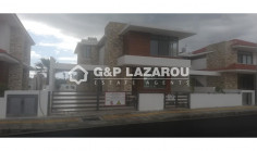3 bed house with swimming pool for sale in Oroklini