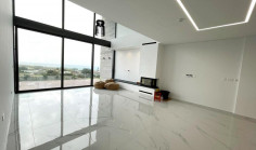 6 bedroom furnished villa with swimming pool to rent in Sea Caves