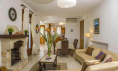 4 bedroom furnished villa with swimming pool to rent in Argaka 4 bedroom furnished villa with swimming pool to rent in Argaka