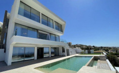 5 bedroom villa for sale in Yeroskipou
