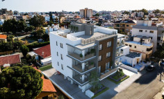 Spacious 3 bedroom penthouse with swimming pool for sale in Petrou Kai Pavlou