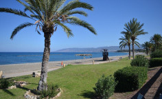 Lovely 3 bedroom house with swimming pool for sale in Neo Chorio