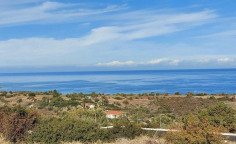 Lovely 3 bedroom house with swimming pool for sale in Neo Chorio