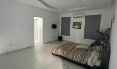4 bedroom house with swimming pool for sale in Alassa