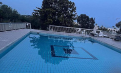 4 bedroom furnished apartment with swimming pool to rent in Agios Tychonas