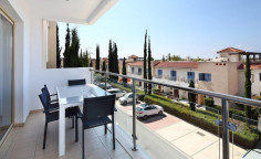 Large residential for sale in Universal, Paphos