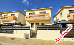 3 bedroom furnished villa with swimming pool for sale in Kapparis