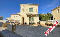 3 bedroom villa with title deeds in the center of Pernera 