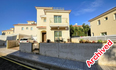 3 bedroom villa with title deeds in the center of Pernera 