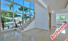 6 bedroom house with swimming pool for sale in Germasogeia Tourist Area