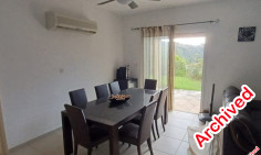 Luxury 3 bedroom house with swimming pool for sale in Kamares