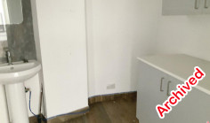 Shop to rent in Acropolis