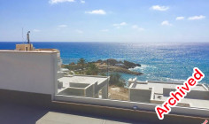 Large 4 bedrooms house with swimming pool for sale in Kissonerga