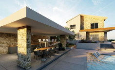 Large 6 bedroom house with swimming pool for sale in Peyia