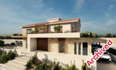 6 bedroom house with swimming pool to rent in Peyia