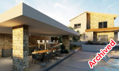 6 bedroom house with swimming pool to rent in Peyia