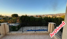 Beautiful 3 bedrooms house with swimming pool for sale in Chloraka