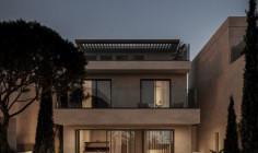 Spacious 3 beds house with swimming pool for sale in Livadia