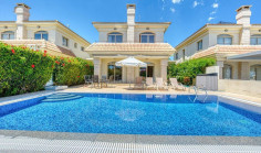 3 bedrooms house with swimming pool for sale in Kapparis