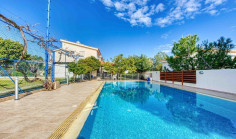 Luxury 6 bedroom house with swimming pool for sale in Protaras