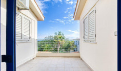 Luxury 6 bedroom house with swimming pool for sale in Protaras