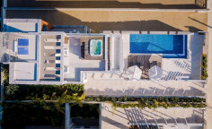 Luxury 3 bedroom house with swimming pool for sale in Ayia Napa