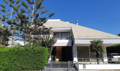 Luxury 6 bedroom house to rent in Ekali