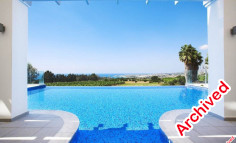 6 bedroom house with swimming pool to rent in Kissonerga