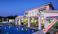 6 bedroom house with swimming pool to rent in Kissonerga