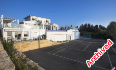 6 bedroom house with swimming pool to rent in Kissonerga