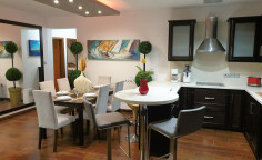 Luxury 2 bedroom furnished apartment with swimming pool to rent in Oroklini