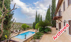 5 bedroom furnished house with swimming pool to rent in Souni-Zanakia