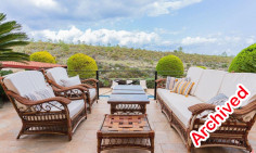 5 bedroom furnished house with swimming pool to rent in Souni-Zanakia