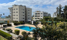 4 bedroom furnished apartment with swimming pool for sale in Agios Tychonas