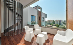 Beautiful 3 bedroom penthouse with swimming pool for sale in Germasogeia Tourist Area