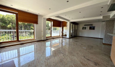 4 bedroom apartment for sale in Germasogeia Tourist Area