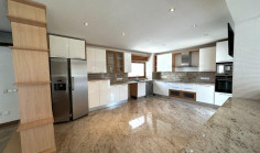 4 bedroom apartment for sale in Germasogeia Tourist Area
