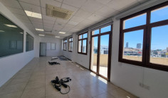 Lovely office to rent in Linopetra
