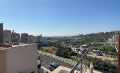 4 bedroom house with swimming pool to rent in Mesovounia