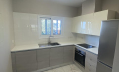 4 bedroom house with swimming pool to rent in Mesovounia