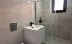 2 bedroom unfurnished apartment to rent in Agios Athanasios